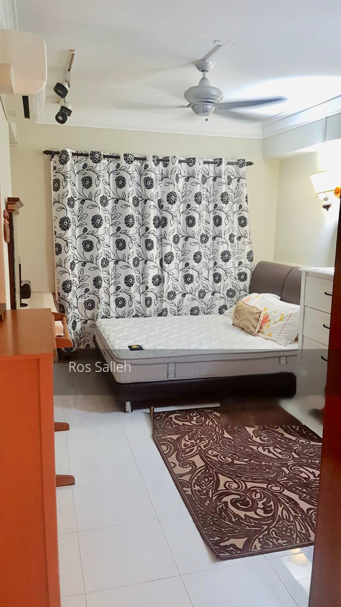 Blk 246 Pasir Ris Street 21 (Pasir Ris), HDB Executive #212747721